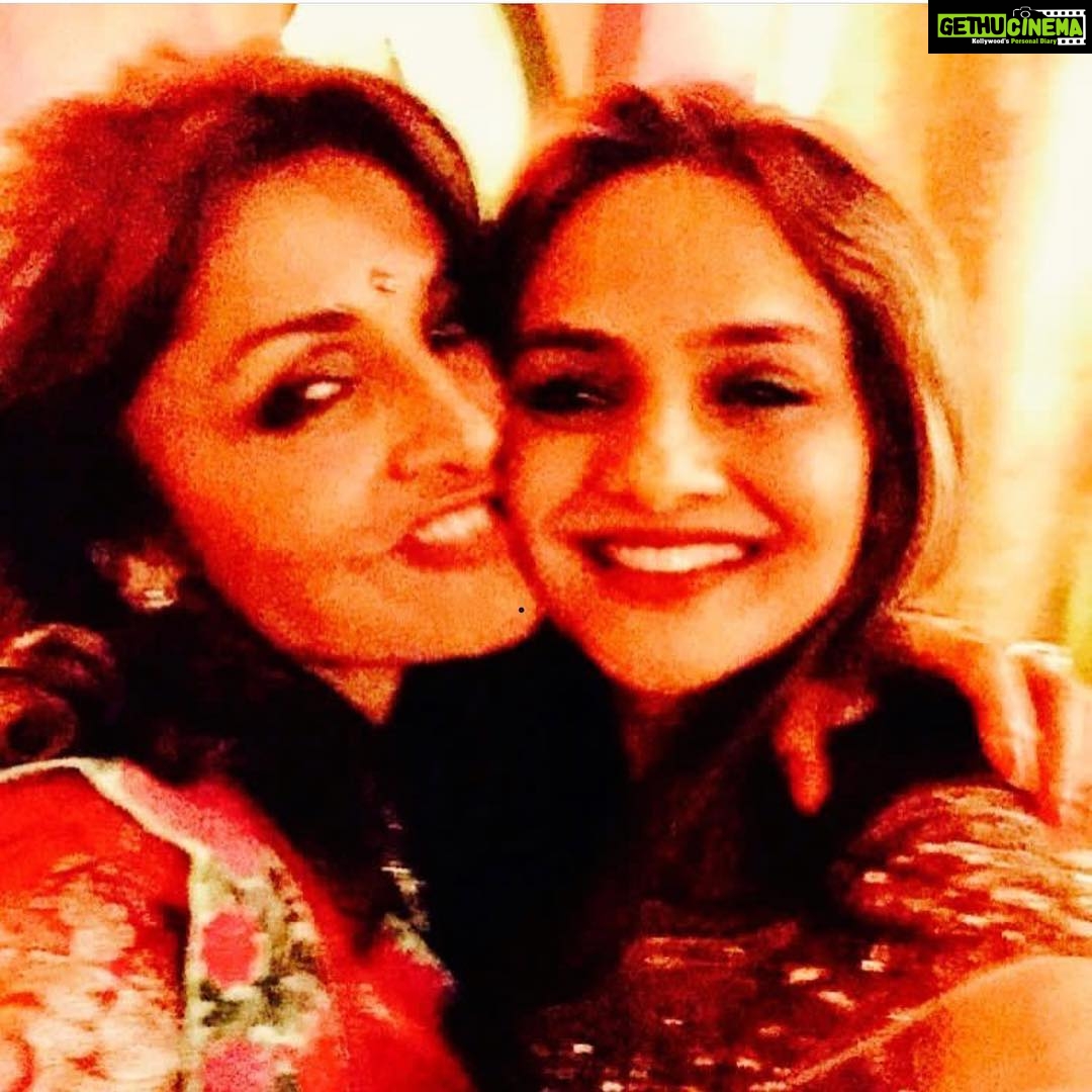 Madhoo Instagram - I miss u q😘❤️@queeniesinghh