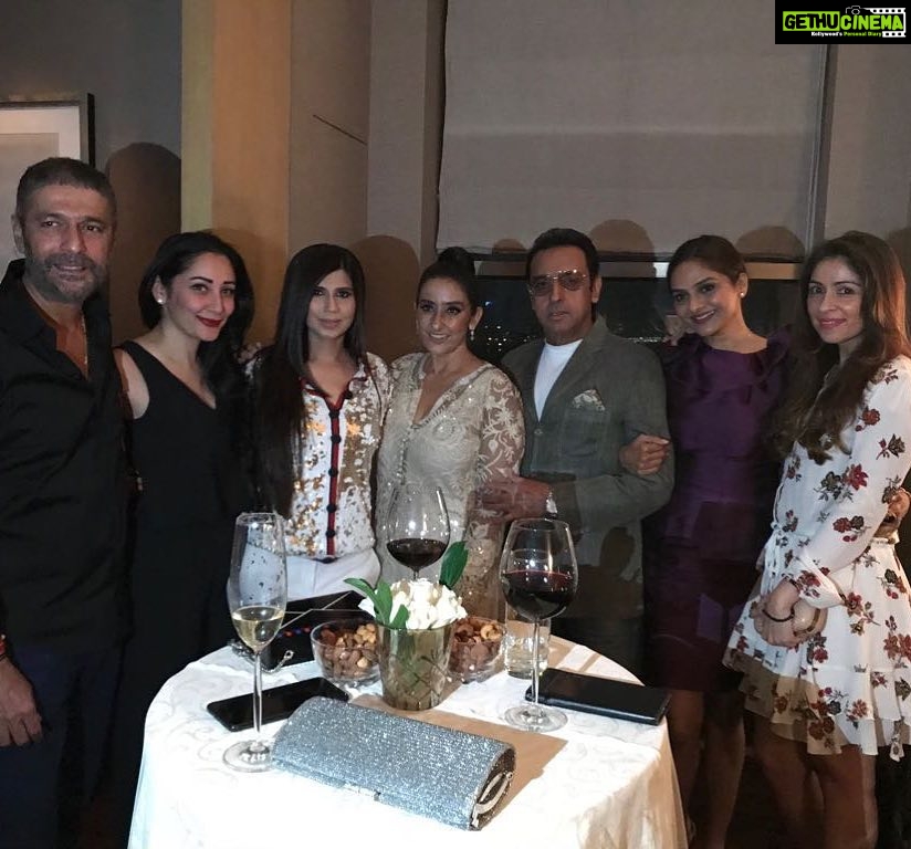 Madhoo Instagram - @m_koirala @gulshangrover @bhavanapandey ❤️❤️❤️❤️❤️