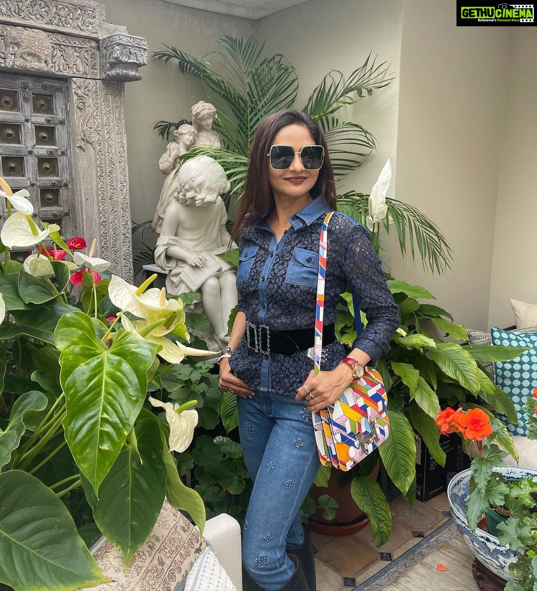 Madhoo - 4.2K Likes - Most Liked Instagram Photos