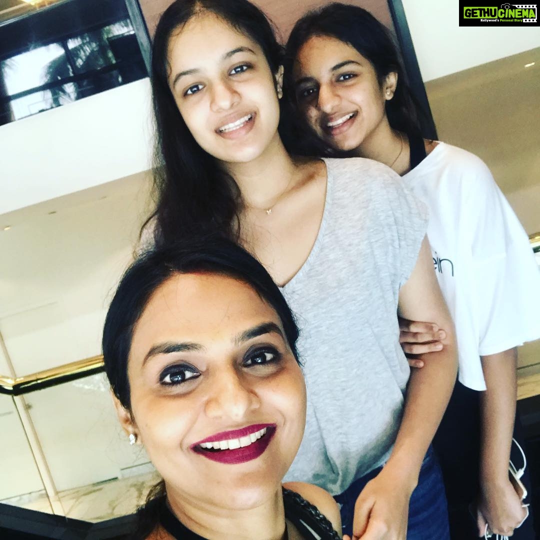 Madhoo Instagram - Be happy God bless ❤️❤️❤️