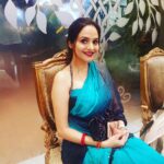 Madhoo Instagram - Thank you my q❤️ stay blessed and prosper always my love!❤️😘 @queeniesinghh @jewelsbyqueenie Thank you for the best of me❤️ @shobhaade