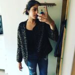 Madhoo Instagram – Now pure mirror time ❤️😘😘😘😘😘😘