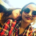 Madhoo Instagram – Mom moment 😘😘😘