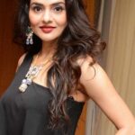 Madhoo Instagram -