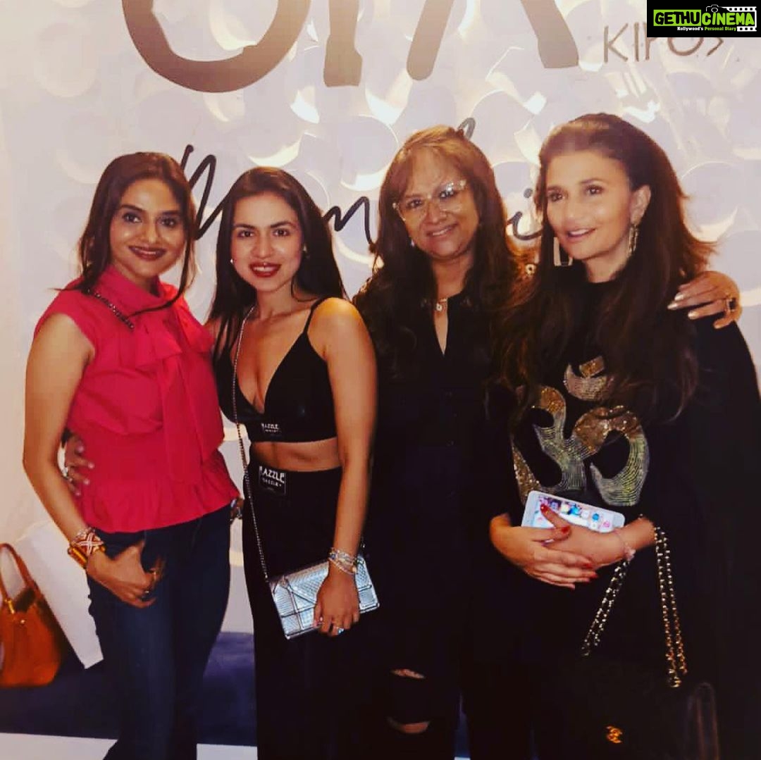 Madhoo Instagram - @opa.mumbai @sharmillakhanna @ameyaashah @keiashahh @aiyana.paes @rhea100
