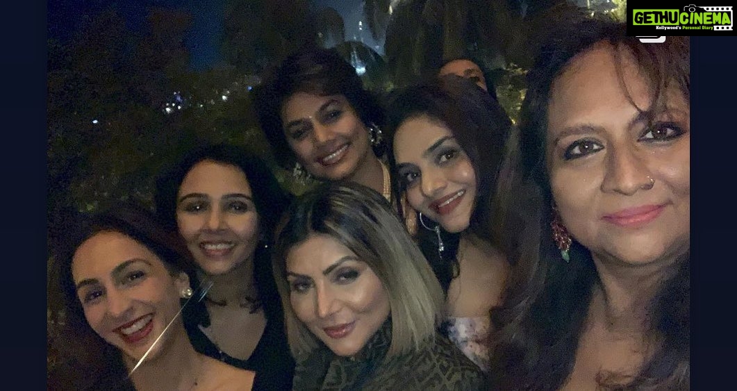 Madhoo Instagram - #just love and gratitude