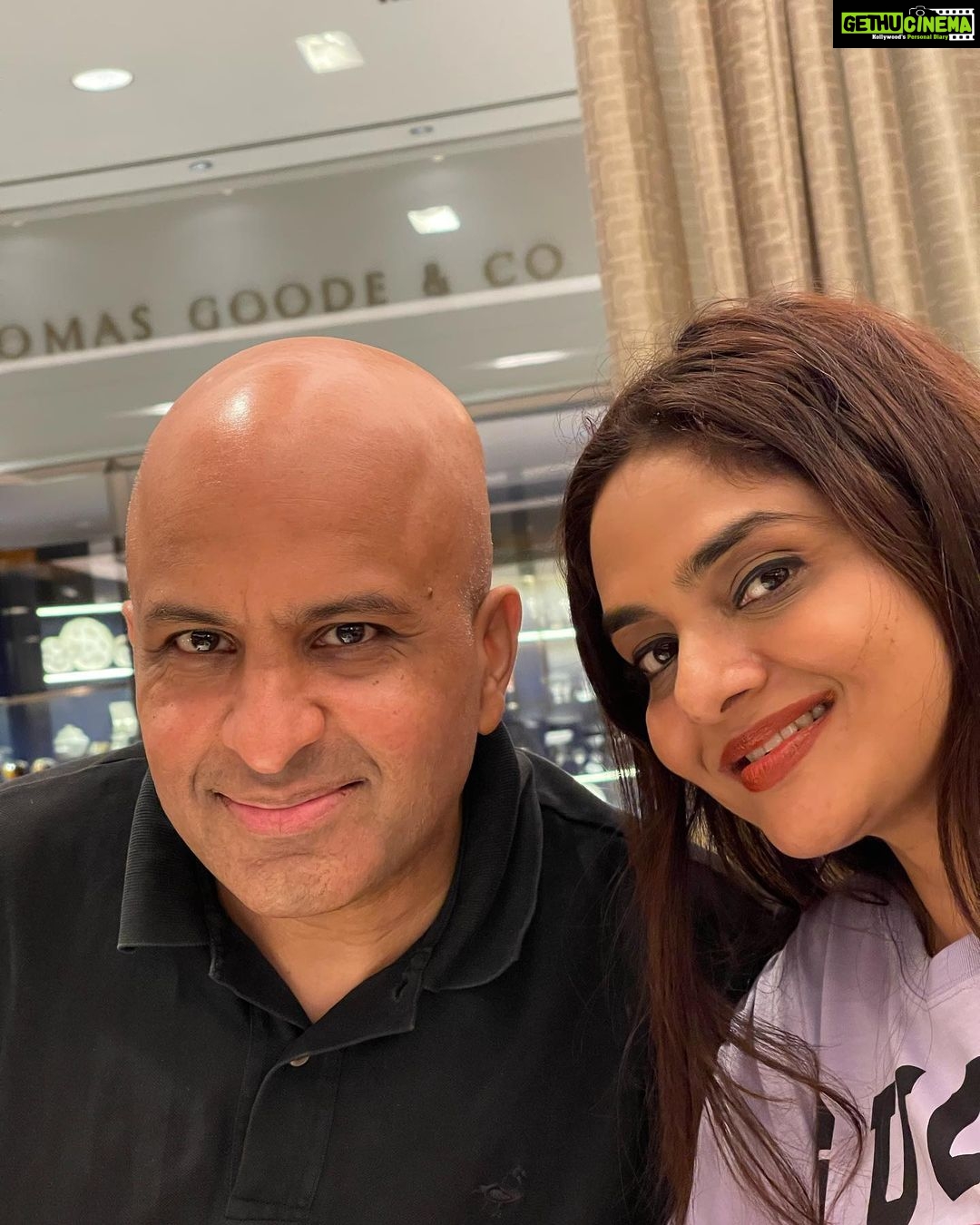 Madhoo Instagram - My dearest anand may ma be with you always . Love you always 💜💜💜💜💜💜💜