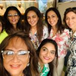 Madhoo Instagram - #lovisintheair #eightdaysaweek 💞💞💞 @sunainav2014 @tulsichellaram @bonita_bulchandani @latapatel1 @sharmillakhanna @rhea100 💞💞💞🌈 Mumbai, Maharashtra