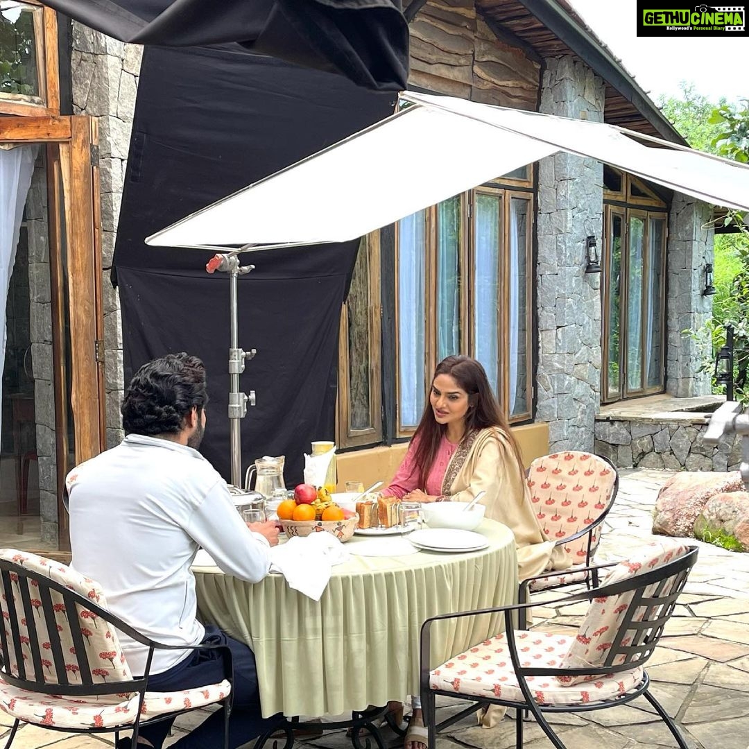 Madhoo Instagram - Work in progress #kanhaearthlodge @dhruvakarunakar #safehouse #pugdundeesafaris @harpreet00singh