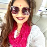Madhoo Instagram - #wednesday 🌸🌸🌸🌸