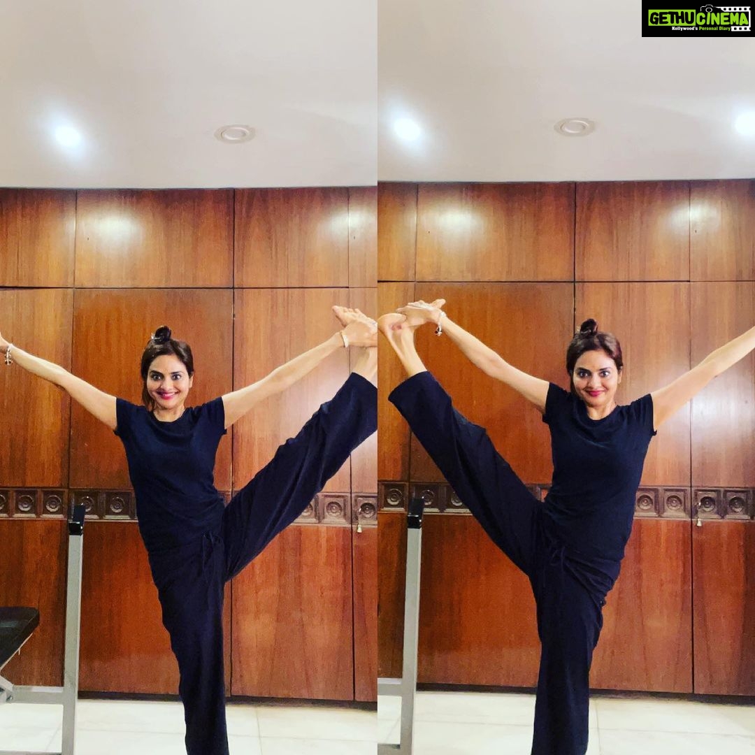 Madhoo Instagram - On the eve of #internationalyogaday sharing my yoga life 🌸