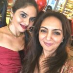 Madhoo Instagram - A fun day with my girl friends ❤️🌺❤️❤️ @ramonanaarang 💞💄