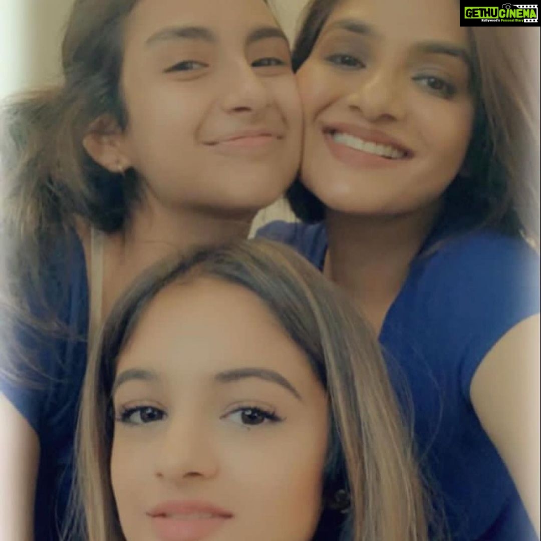 Madhoo Instagram - Happy happy birthday my darling @ariannapatel20 💕❣️💞💜