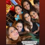 Madhoo Instagram - A fun day with my girl friends ❤️🌺❤️❤️ @ramonanaarang 💞💄