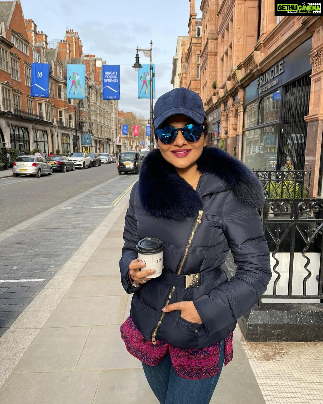 Madhoo Instagram - Bye bye beautiful london💗 till we meet again! Photo credits: @xoxoameyaa 💜 London, United Kingdom