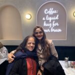 Madhoo Instagram - My mother my life my blessings happy birthday my mamma @kuntishah❤️💓💜🙏🏼🎂💃