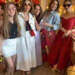 Madhoo Instagram – A fun day with my girl friends ❤️🌺❤️❤️ @ramonanaarang 💞💄