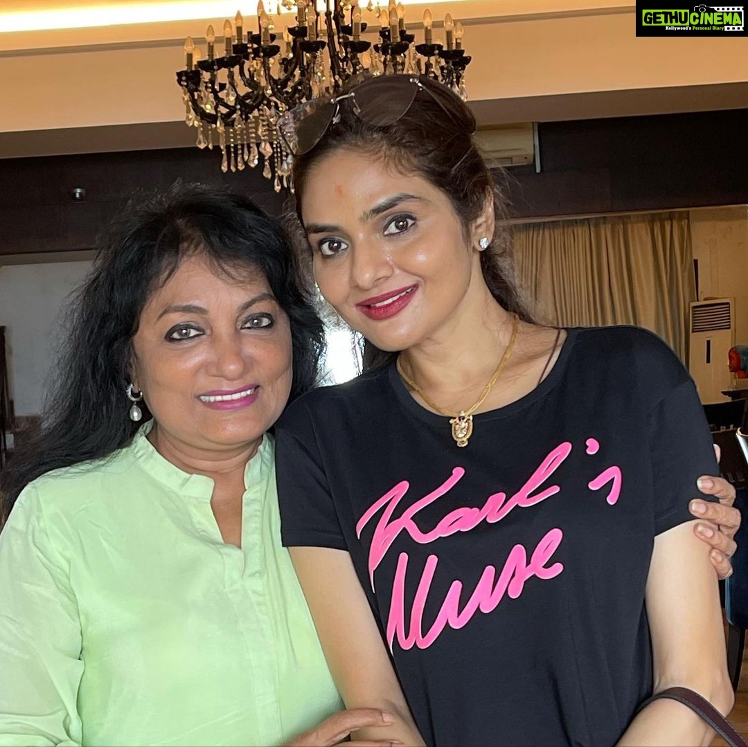 Madhoo - 3.7K Likes - Most Liked Instagram Photos