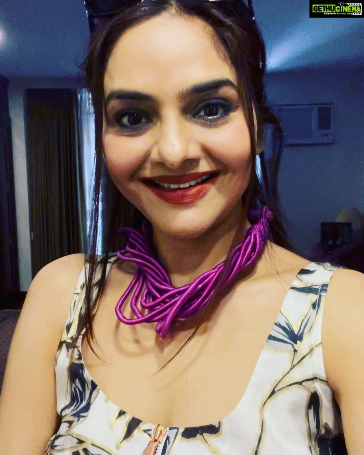 Madhoo Instagram - @asifali hap hap happy birthday to you 💜🌈