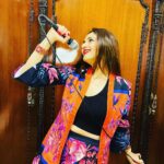 Madhoo Instagram - *Madhoo:* Rocking @theworldofgaya's LINDEN ROBE + LINDEN PANTS like a true rockstar. Now, all I need is a stage and an audience. #citizensofgaya Loads of love!. @theworldofgaya @citizenofgaya #musicmylife 💜💜💜💖💖💖💜