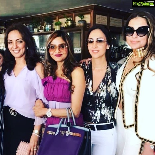 Madhoo Instagram - @bonita_bulchandani happy birthday my sweet bonns❤️❤️❤️❤️