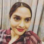 Madhoo Instagram - Up close & personal