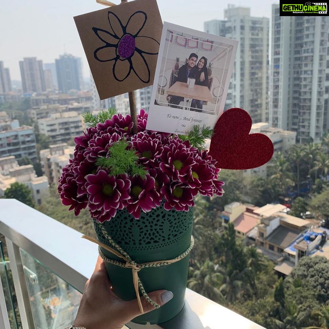 Madhoo Instagram - @shreyaagarwal7 superbly creative ❤️❤️❤️❤️happy Valentine’s Day