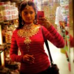 Madhumila Instagram – That’s how I choose #jewellery… tshirt with jewellery 🤓😂😜#shopping time✌️️love for #choker💕