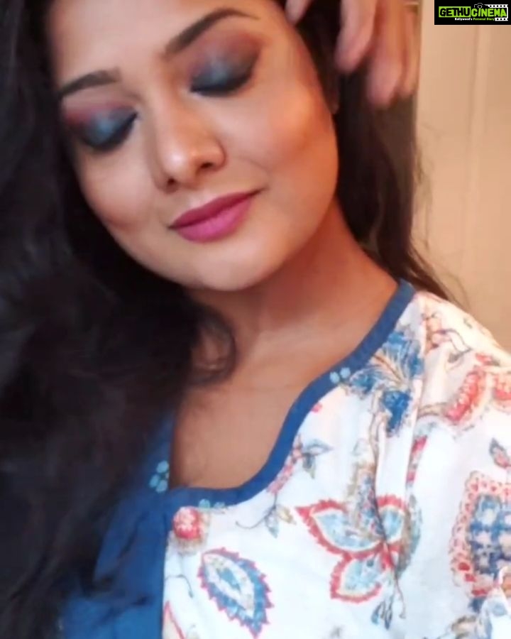 Madhumila Instagram - My firstu firstu video experimenting colors on my eyes💃💃💃 It's not because I'm interested in doing makeup, it's because..... Color Panna pudikkum pa😋🤣 but why colour ellam try pannuran🤷♀️ because I love my specially made dress by @sahi_eboutique❤ #nofilter