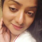 Madhumila Instagram - I can't keep wondering...😏🤘 . . . . #kingstonontario #mathu #mathumila Kingston, Ontario