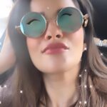 Madhuurima Instagram - My geeky self ! Trying to take pics with a filter using shades😛😛😛 #masti #family #familytime #trip