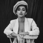 Madhuurima Instagram - And my fav photographer who also happens to be an awesome cook maximises and captures my power in vintage looks @shotbynuno #swag #blackandwhite #blackandwhitephotography #vintage #vintagestyle #portait #potraitphotography #portrait_mood #igdaily #igers #igfashion #swagger #igstyle #explore #explorepage✨ #love #exotic #vintagefashion #vintageaesthetic #sunday #instablackandwhite #instagram #instadaily #instagood #instalove #picoftheday #photoshoot #photo #lovemyself #loveit