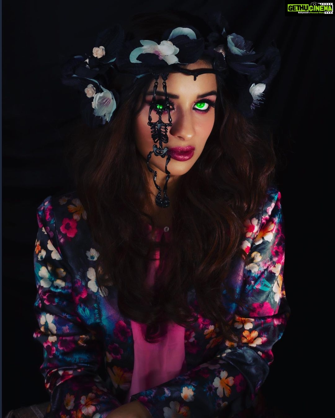 Madhuurima Instagram - Choose the best one. Shot and styled by @painted.lenss #voting #halloween #halloweenmakeup #halloweencostume #halloween2020 #hallo