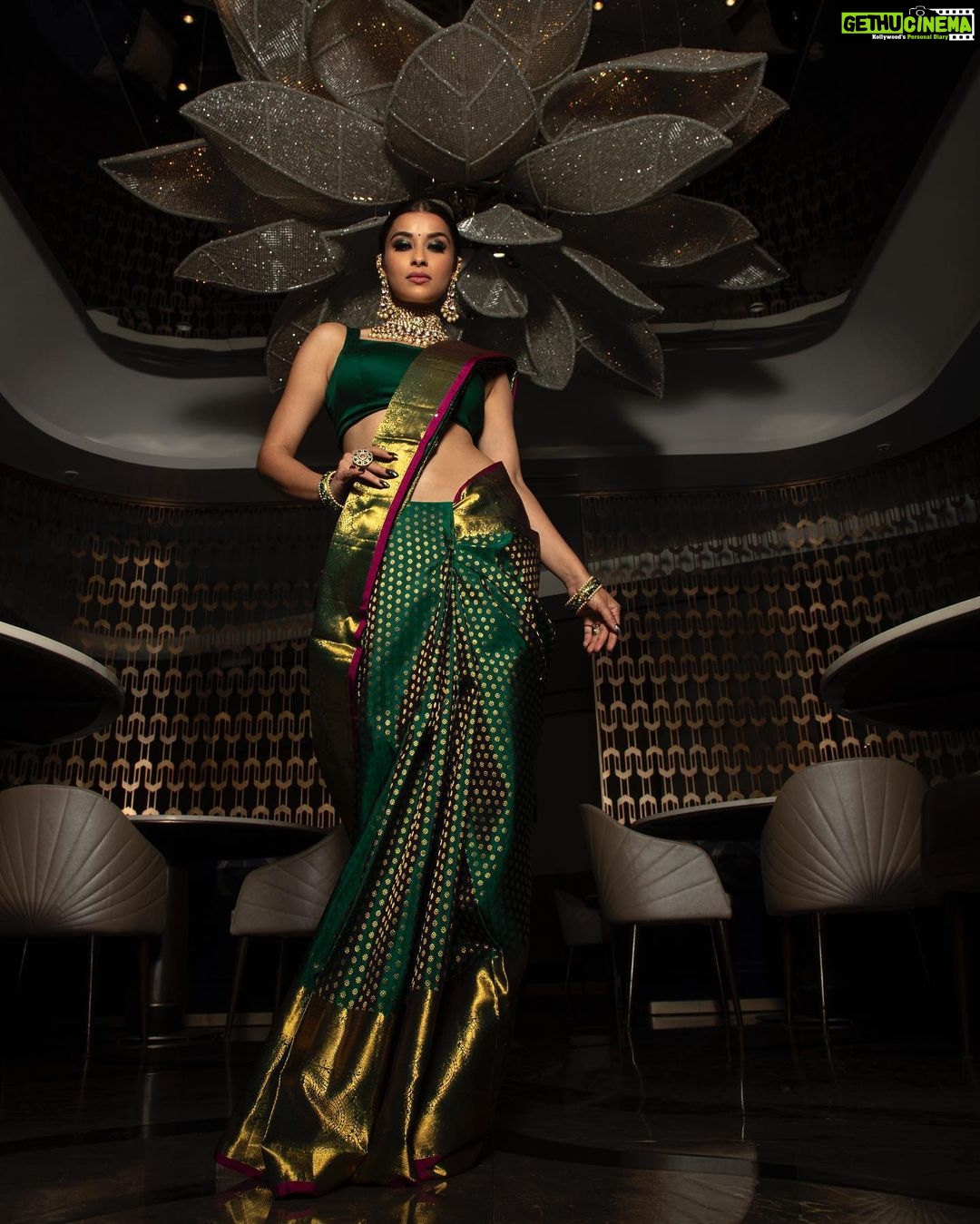 Madhuurima Instagram - MAA KAALRATRI is the destroyer of negative entities , ghosts , low energies , spirits , who represent the past . She represents the “ Death of Time “ CONCEPTUALISED BY :- @nehaadhvikmahajan . MUA, HAIR & STYLING:- @nehaadhvikmahajan BAG - @kainiche_by_mehak MAKEUP BRAND :- @forever52india #forever52navratri #ninedayninelooks . PHOTOGRAPHY:- @aashkapatelphotographyy . OUTFIT:- @kankatala_ . JEWELLERY:- @lalajugalkishore . LOCATION:- @courtyardmumbai . PRODUCTION:- NAM Makeovers #nammakeovers #nehaadhvikmahajan #festiveseason #festival #navratri #maa #festivalfashion #festive #nyrabanerjee #fashionstyle #fashionista #instagram #instamood #explore