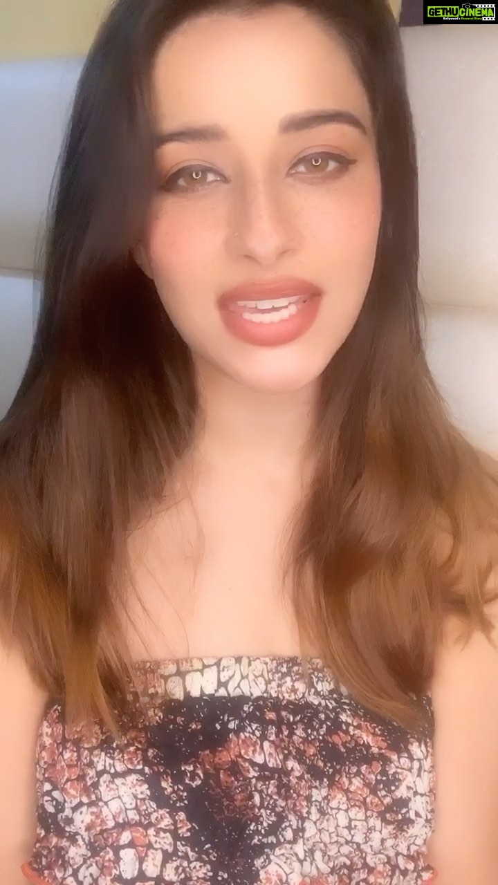 Madhuurima Instagram - My all time fav song #everybreathyoutake #love #power #perseverence #nyrabanerjee #explore #reels #reelsinstagram #reelsvideo #bollywood