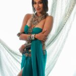 Madhuurima Instagram – They called me #apsara,  called me #jasmine , I’m jus someone who is embracing the #indian #sensuality within me 😍 .. 
Shot by @amitkhannaphotography 
Styling @stylingbyvictor @sohail__mughal___ Makeup and hair @darenmemonofficial 
Art @manalirevankar123 
Earrings  @izaarajewellery @allboutcommunication #torqouise #blue #ethnic #fashion #nyrabanerjee #photoshoot #picoftheday #pic #bronze #goldens #goldenhour #hashtags #portraits #explore #explorers #beauty #beautiful #love #turquoise #nosepiercing #chiffon #actor