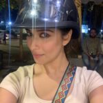 Madhuurima Instagram – Expectation mei nahi , reality mei jiyo!  Thanks @mehuljoseph123 for your caption . #metal #metallic #metallica #metalhelmet #friends #college #collegegang #nyrabanerjee #collegedays #throwback🔙 #love #awesome #besttimes #baby @farhadmehta ye helmet mujhe dede thakur!!