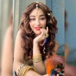 Madhuurima Instagram - Any guesses what m I upto???? 🥰🥰🥰🥰 #guess #guessit #ethnic #indian #tradition #traditional #divine #divinefeminine #divinemaa #lovefl #loveisintheair #smile #smilemore #happiness #happy #happytime