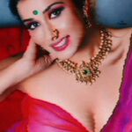 Madhuurima Instagram - Somewhere there's someone who is dreaming of your smile . . . Inframe - @nyra_banerjee Smile Doctor - @drsanafarista .. . #smilegoals #smilecare #drsanassmile #laserdentistrymultispecialitydentallaserlounge #nyrabanerjee #actor #mumbai #music #photography #amitkhannaphotography #laserdentistrybydrsanafarista Music - @amitkhannaphotography Laser Dentistry by Dr Sana Farista
