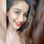 Madhuurima Instagram - I smile twice the time u smile at me. Smile with me ! Laugh with me ! Love the life with me ! And when u love freely you experience “TROUVAILLE” #livsnjutare #live #life #love #laugh #smile #smilemore #liveyourbestlife #livelife #loveyourself #loveislove #lover #loveyou #loveforever #lovethem #lovemyjob #loved #smiles #smilealways #smilebitch #smiler #instadaily #instamood #instaphoto #instaquotes #portrait #explorepage #exploremore #explore