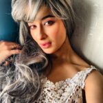 Madhuurima Instagram - Today onwards I let my #creative #river flow . #grace ❤️#silver #grey #creativity #birthday #greyhair #shotoniphone #lockdown #photoshoot #love #loveyourself #quarantinelife #quarantinebae #beauty #nyrabanerjee #bollywood #times #bt #unconditionalove #loveyourself #simple #blessed #white #silver #feline