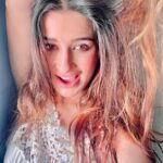 Madhuurima Instagram - THE JOY INSIDE! #joy #love #happiness #light #eyes #soul #pure #tint #hazeleyes #honey #honeyeyes #actor #quarantine #clicks #selfie #shotoniphone #naughty