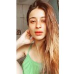 Madhuurima Instagram - 3 AM shayari( Copyright of Nandita Banerjee) Aap kahte the ki rone se nahin badalta naseeb Aapki is baat ne kabhi rone na diya Aapne kabhi rone ka phursat na dee thee Yehi jazbaat ne kabhi rone na diya Rone ka haalaat hi na aaye Yuhi duwa karke aap chale gaye Isi baat pe rona aata hai Ki aapki is baat ne kabhi rone na diya Rone ki shikayat na kar de koi Aapse Is darr ne kabhi rone na diya Aankhon ki nami ko kya rona kahte Hain? Isi Shaq ne bhi kabhi rone na diya ! #shayari #3amshayari #nomakeup #nudelook #pensive #moods #musings #quarantine #creativeminds #bollywood #pinkvilla #instantbollywood #divyadrishti #meishayartohnahi