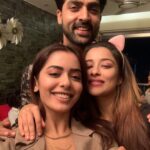 Madhuurima Instagram - With my dearies @sana_sayyad29 @adhvik_official . The whole cast of DD is been a strong support and specially these two babies. Thanks for being there on the beginning of the new year ( this time we actually needed each other) . Thanks @ridtiwari @parullchaudhry @mishkat1711 @vaishnavimacdonald_official @prakritikasparsh and everyone associated, together we make DD a hit and we continue to do so . I thank all our audiences and most importantly our creators/makers @muktadhond @starplus for giving us this opportunity . Endless thanks to our parents/ family/partners to support us. It’s because of you we were able to do what we do. Thanks mom. Thanks @justkarankhanna for contributing to our success and being an amazing actor :) , you will always be missed by us. thank you @nehaadhvikmahajan for being there for us and being a great friend. Gratitude to all ❤️ #love #loveyouall #weareahit #december #january #newyearseve #newyear #2020 #loveus #actors #bollywood #thankyou #iloveyouall