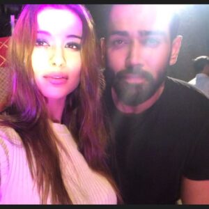 Madhuurima Instagram - Happy birthday to my most precious gift @justkarankhanna , so it’s the 6th of dec when this angel was born!!! to be my best friend , my accomplice, my bae, actually almost everything??? How could I be so lucky? I have had the most beautiful memories with you and grown and experienced so much that is new. May God bless this angel with all the love , abundance , good health , happiness , success with respect to every aspect of your life. Congratulations @iambabz and @gitu_blog for making such a loveable product , he’s a gift to everyone ❤️. Happy birthday Karen !! Loads of love and may this birthday bring you everything that u deserve and may it keep being special with every year. Keep getting younger ❤️ #birthday #bae #bestie #favourite #lovable #birthdaybomb #muah