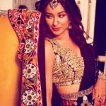 Madhuurima Instagram - Mere rashke qamar tune pehli nazar Jab nazar se milaai mazaa aagaya !! Barq si gir gayi kaam hi kar gayi Aag aisi lagaai mazaa aa gaya! ❤️❤️#love #gratitude #beauty #divyadrishti #erosnow #jio #bollwood #actress #instadaily #instagood #face #shy #kiss #jewelley #smile #life