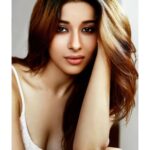Madhuurima Instagram - Look into my eyes You will see What you mean to me Search your heart Search your soul And when you find me there You'll search no more @starplus clicked by @shazzalamphotography #nyrabanerjee #divyadrishti #pinkvilla #instantbollywoodmemes #actorslife #actor #picoftheday #insta #catsofinstagram #bollywood #bollywoodhungama #gratitude #beauty #photography #potrait #love #nudemakeup #natural #fashion #skin #hair #eyes