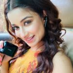 Madhuurima Instagram - Are you also one of those who needs some me-time every day? Because for me it is imperative. I use this time to reflect on my day, to unwind, and connect better with myself. According to me, the best way to do this is to go for good long drive and listen to some soft soothing music. Recently got my hands the TAGG ZeroG true wireless earphones from @tagg_digital. This device perfectly compliments its name, Zero Gravity because once i plug it in, i plug all the noise around me out and they have truly helped me unwind #AbsoluteFreedom #TAGG #KeepsYouAhead #TAGGEarphones #TrueWireless