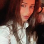 Madhuurima Instagram - Shall we??? ❤️❤️❤️ #reel #reelsinstagram #reelitfeelit #reelsvideo #explore #love #videooftheday