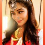 Madhuurima Instagram - OM GUN GANPATYE NAMAH ! What a way to celebrate Ganesh Chaturthi when u get these amazing brass decor and Ganesh Ji Himself. Can’t thank @ethnic.trendz enough for this lovely gift . Truly I feel Ganesh Ji has come home. #decor #ganeshchaturthi #brass #accesories #beauty #blessings #guru #successmore #enlightenment #iphone #bollywood #divyadrishti #nyrabanerjee makup by @makeupbykamalboro